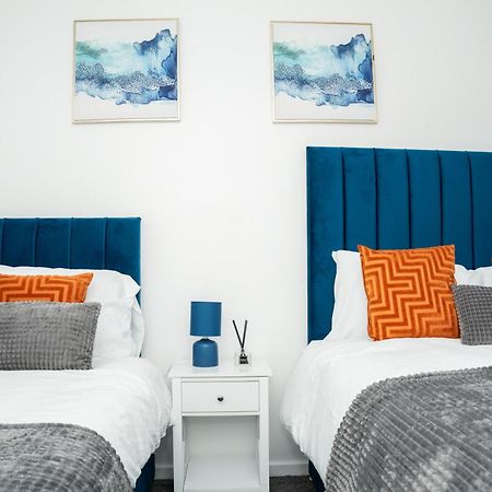Villa Stylish 3 Bed House With Free Parking à Leeds  Extérieur photo