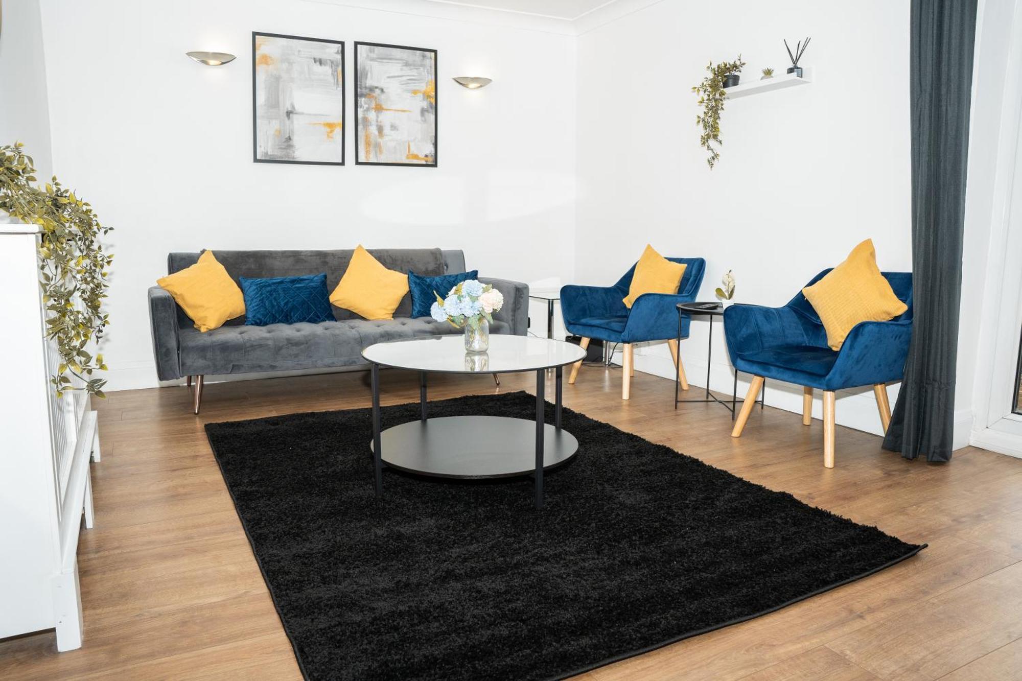 Villa Stylish 3 Bed House With Free Parking à Leeds  Extérieur photo