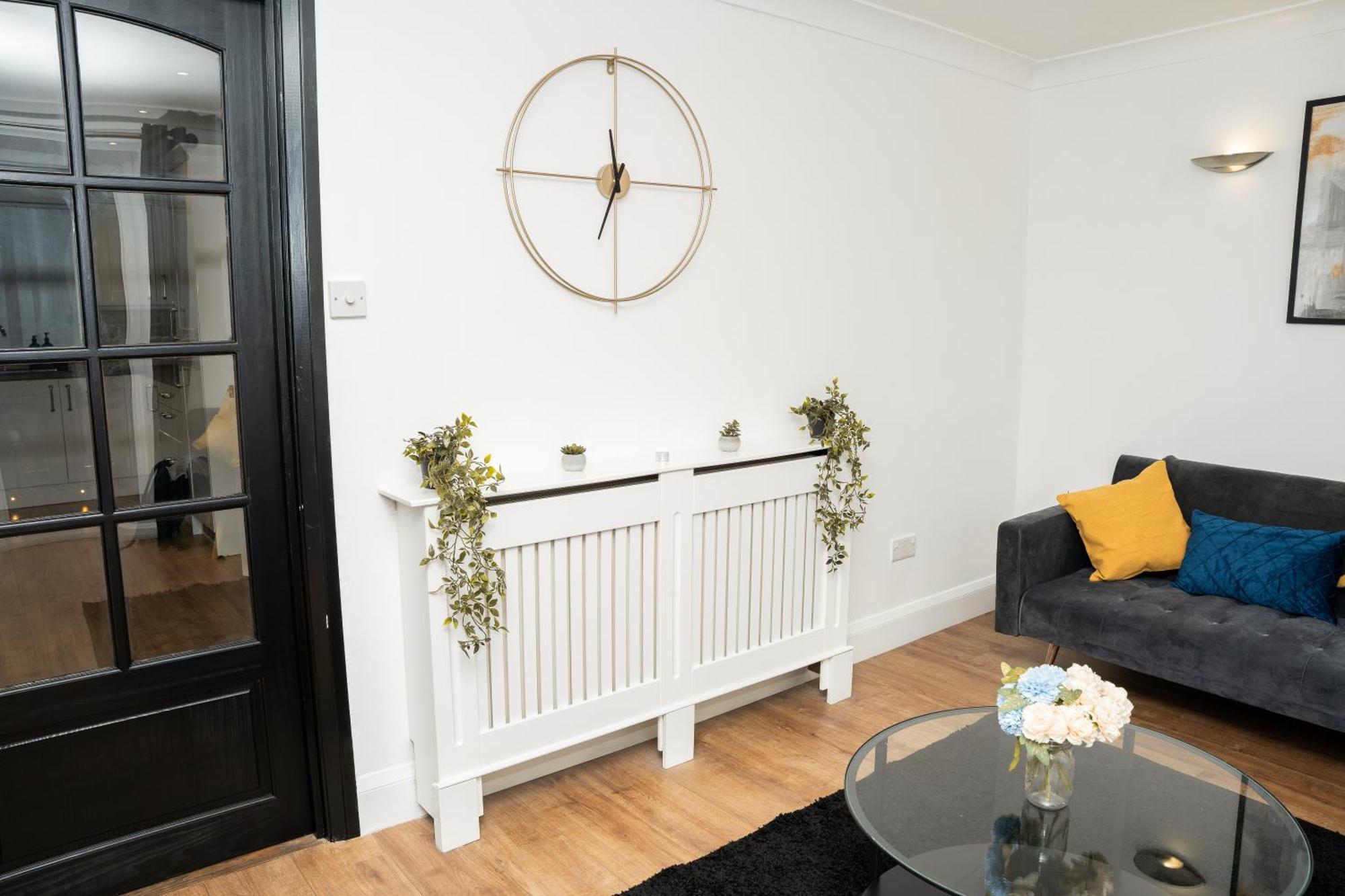 Villa Stylish 3 Bed House With Free Parking à Leeds  Extérieur photo